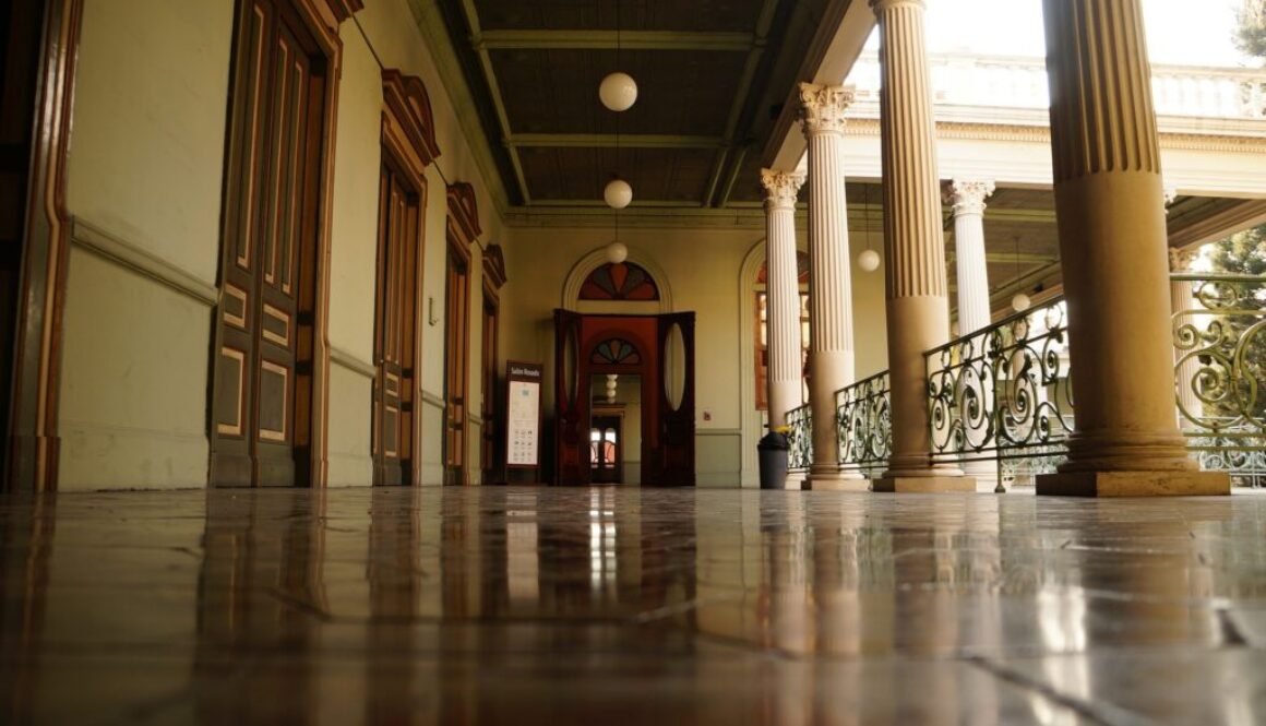 Invest ini El Salvador